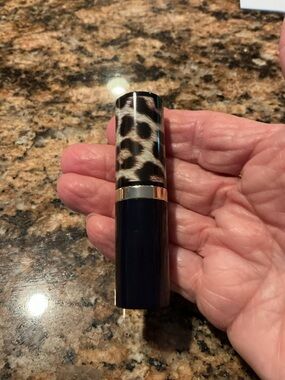 🆕Estee Lauder Pure Color Envy Lipstick